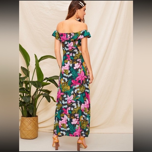 Women’s Floral Maxi Dress Medium Tropical Pink Flowers Open sides Off shoulder - Picture 6 of 8
